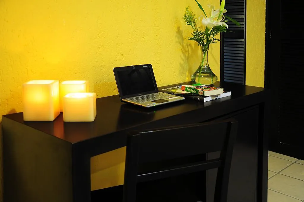 ****  Unic Design Hotel & Restaurant- 5Th Avenue (Adults Only) Playa del Carmen Mexico